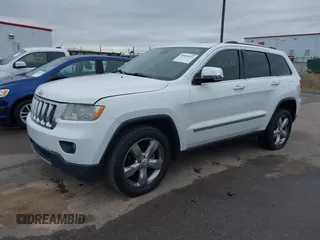 2013 Jeep Grand Cherokee Overland with VIN 1C4RJECG3DC620873, listed as a IAAI auction lot 40909601 with 195,374 mi miles. Bid and sale history available at carsss.com. Image 17.