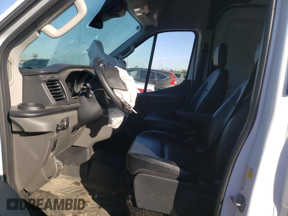 2024 Ford Transit Cargo with VIN 1FTBW3U8XRKA50365, listed as a Copart auction lot 69806664 with 7,292 mi miles and Salvage Title. Bid and sale history available at DreamBid. Image 7.