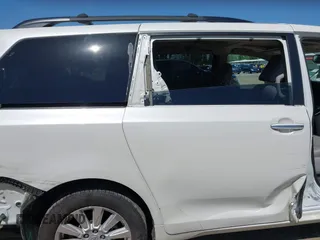 2017 Toyota Sienna with VIN 5TDDZ3DC8HS169754, listed as a IAAI auction lot 42146445 with 70,572 mi miles and . Bid and sale history available at DreamBid. Image 19.