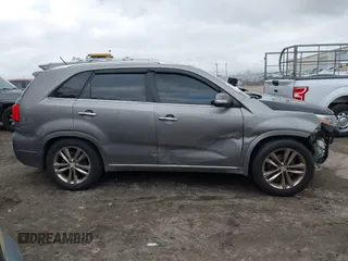 2015 Kia Sorento SX with VIN 5XYKW4A74FG603479, listed as a IAAI auction lot 41515797 with 151,496 mi miles. Bid and sale history available at carsss.com. Image 13.