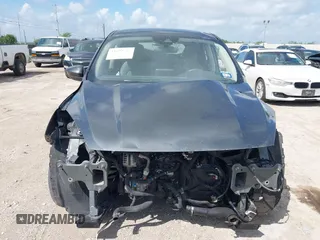 2020 Ford Escape SE z VIN 1FMCU0G61LUB95997, wystawiony jako IAAI lot #42687641 z przebiegiem 80 125 mil mil oraz . Historia ofert i sprzedaży dostępna na DreamBid. Obrazek 6.