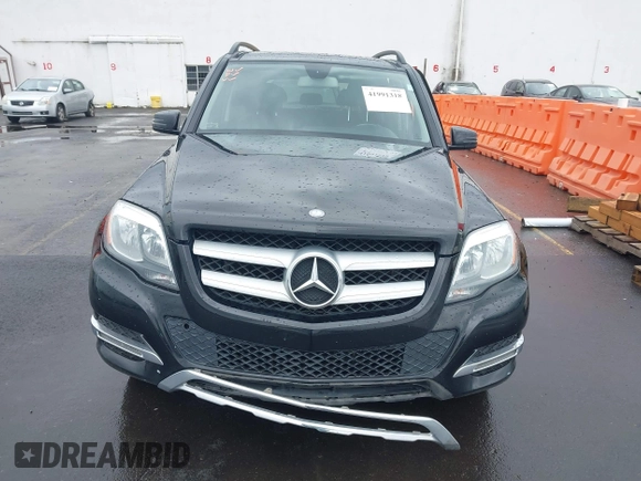 2015 Mercedes-Benz GLK 350 z VIN WDCGG8JB9FG394696, wystawiony jako IAAI lot #41991318 z przebiegiem 137 799 mil mil oraz . Historia ofert i sprzedaży dostępna na DreamBid. Obrazek 12.