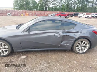 2015 Hyundai Genesis Coupe 3.8L Base с VIN KMHHU6KJ3FU124857, выставлен на аукционе IAAI как лот 42168363 с пробегом 130 469 миль миль и . История ставок и продаж доступна на DreamBid. Изображение 6.