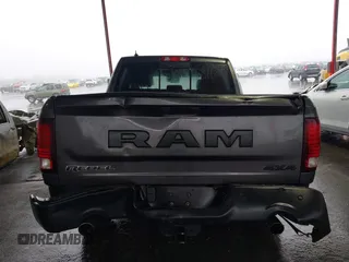 2017 Ram 1500 Rebel z VIN 1C6RR7YT0HS593919, wystawiony jako IAAI lot #41450337 z przebiegiem 164 024 mil mil oraz . Historia ofert i sprzedaży dostępna na DreamBid. Obrazek 16.