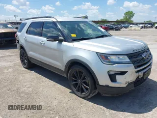 2018 Ford Explorer XLT with VIN 1FM5K7D87JGA54926, listed as a IAAI auction lot 42088449 with 247,391 mi miles and . Bid and sale history available at DreamBid. Image 1.
