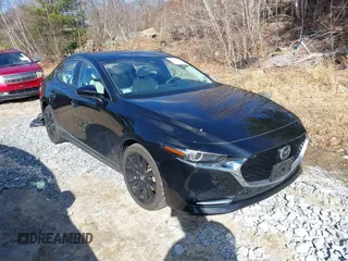 2023 Mazda 3 Premium Plus z VIN 3MZBPBEY9PM385318, wystawiony jako IAAI lot #41882334 z przebiegiem 10 582 mil mil oraz . Historia ofert i sprzedaży dostępna na DreamBid. Obrazek 1.
