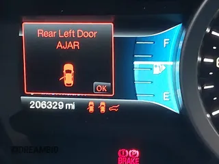 2011 Ford Explorer XLT с VIN 1FMHK7D83BGA50421, выставлен на аукционе IAAI как лот 41110558 с пробегом 206 329 миль миль и . История ставок и продаж доступна на DreamBid. Изображение 15.
