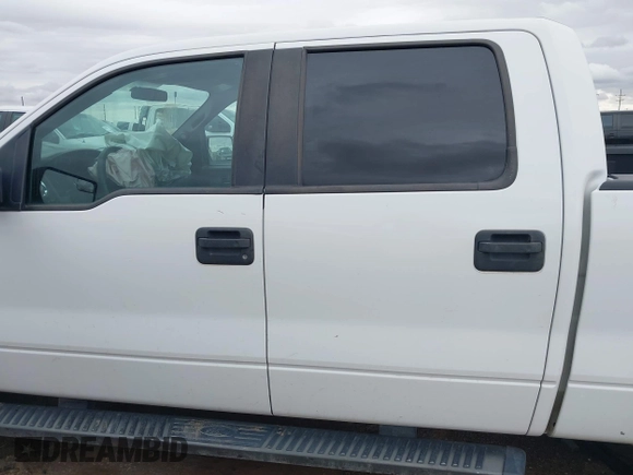 2012 Ford F-150 XL z VIN 1FTFW1CF0CFB28738, wystawiony jako IAAI lot #41952422 z przebiegiem 175 298 mil mil oraz . Historia ofert i sprzedaży dostępna na DreamBid. Obrazek 14.