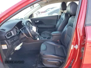 2017 Kia Niro EX with VIN KNDCC3LCXH5047255, listed as a Copart auction lot 88517085 with 164,104 mi miles and Salvage Title. Bid and sale history available at carsss.com. Image 7.