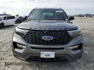 2024 Ford Explorer ST-Line with VIN 1FMSK7KH4RGA10464, listed as a Copart auction lot 43239635 with 4,786 mi miles and Salvage Title. Bid and sale history available at carsss.com. Image 5.