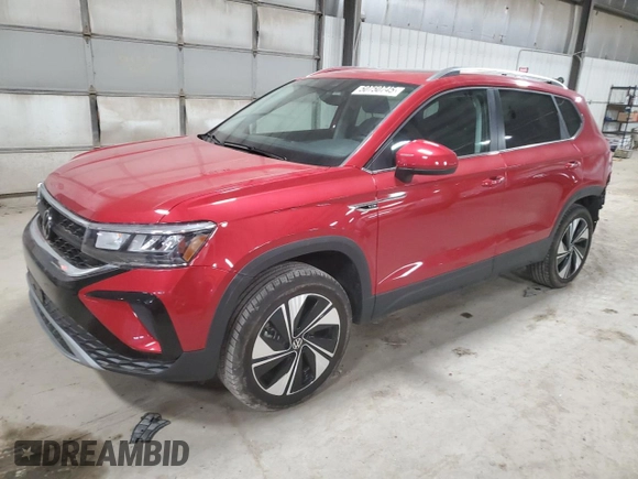 2024 Volkswagen Taos SE z VIN 3VVVX7B29RM087529, wystawiony jako Copart lot #50750745 z przebiegiem 6 936 mil mil oraz Szkoda całkowita • Salvage title. Historia ofert i sprzedaży dostępna na DreamBid. Obrazek 1.
