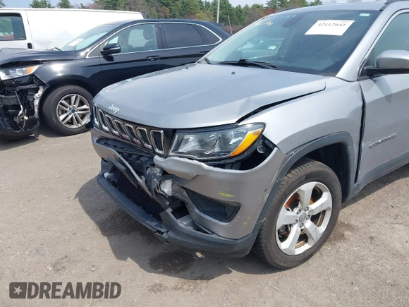 2018 Jeep Compass Altitude с VIN 3C4NJDBBXJT313666, выставлен на аукционе IAAI как лот 42112041 с пробегом 163 110 миль миль и . История ставок и продаж доступна на DreamBid. Изображение 6.