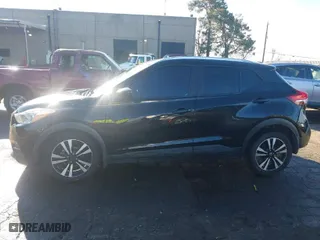 2019 Nissan Kicks SV with VIN 3N1CP5CU9KL568079, listed as a IAAI auction lot 41219531 with 140,033 mi miles. Bid and sale history available at carsss.com. Image 15.