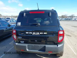 2023 Ford Bronco Sport Badlands z VIN 3FMCR9D95PRD26169, wystawiony jako IAAI lot #41723643 z przebiegiem 21 181 mil mil oraz . Historia ofert i sprzedaży dostępna na DreamBid. Obrazek 16.