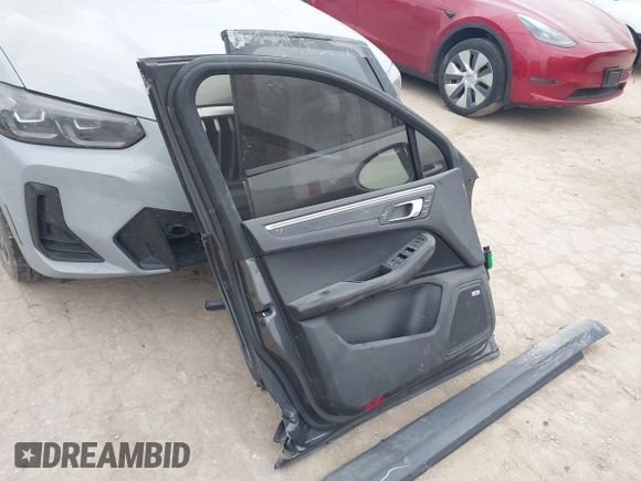 2015 Porsche Macan S с VIN WP1AB2A50FLB50264, выставлен на аукционе IAAI как лот 41402528 с пробегом 73 147 миль миль и . История ставок и продаж доступна на DreamBid. Изображение 12.
