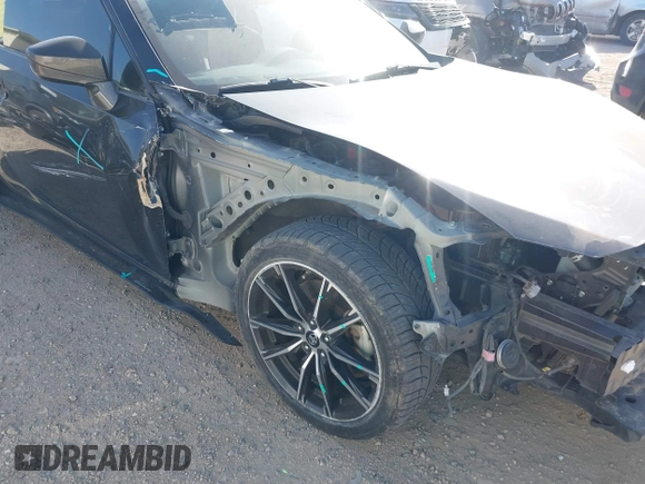 2017 Toyota 86 z VIN JF1ZNAA16H8702753, wystawiony jako IAAI lot #41709990 z przebiegiem 37 870 mil mil oraz . Historia ofert i sprzedaży dostępna na DreamBid. Obrazek 6.