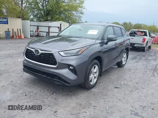 2022 Toyota Highlander LE with VIN 5TDBZRBH8NS594816, listed as a IAAI auction lot 41892825 with 49,229 mi miles and . Bid and sale history available at DreamBid. Image 2.