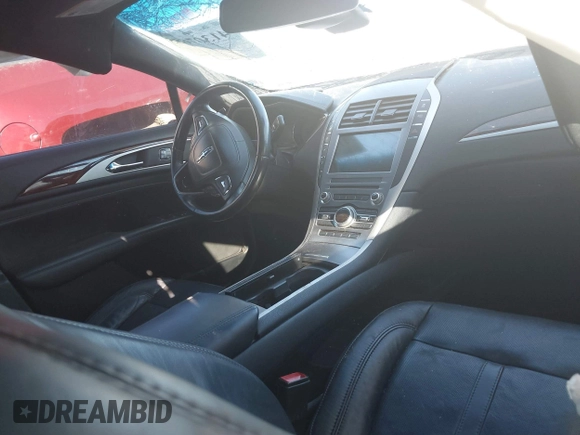 2017 Lincoln MKZ Reserve z VIN 3LN6L5E95HR659687, wystawiony jako IAAI lot #41307655 z przebiegiem 150 036 mil mil oraz . Historia ofert i sprzedaży dostępna na DreamBid. Obrazek 5.