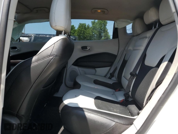 2020 Jeep Compass Limited z VIN 3C4NJDCB7LT116942, wystawiony jako Copart lot #59010775 z przebiegiem 74 888 mil mil oraz Czysty tytuł • Clean title. Historia ofert i sprzedaży dostępna na DreamBid. Obrazek 11.