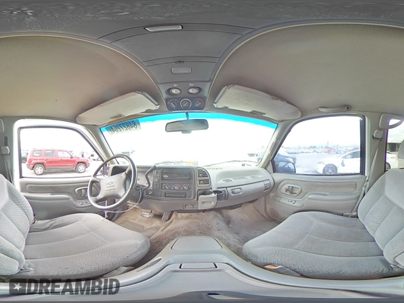 1996 Chevrolet Suburban with VIN 3GNEC16R5TG149147, listed as a Copart auction lot 84827204 with 320,305 mi miles and Salvage title. Bid and sale history available at DreamBid. Image 13.