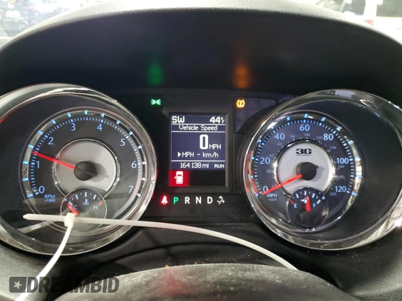 2014 Chrysler Town & Country Touring-L with VIN 2C4RC1CG3ER363922, listed as a Copart auction lot 88525385 with 164,138 mi miles and Salvage Title. Bid and sale history available at carsss.com. Image 9.