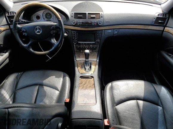 2007 Mercedes-Benz E 350 z VIN WDBUF56X47B128689, wystawiony jako Copart lot #59374825 z przebiegiem 138 042 mil mil oraz Szkoda całkowita • Salvage title. Historia ofert i sprzedaży dostępna na DreamBid. Obrazek 8.