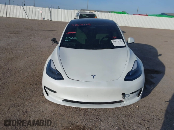 2023 Tesla Model 3 Performance z VIN 5YJ3E1EC5PF689620, wystawiony jako IAAI lot #41814112 z przebiegiem Nie podano mil oraz . Historia ofert i sprzedaży dostępna na DreamBid. Obrazek 12.