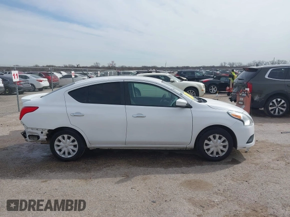2017 Nissan Versa SV z VIN 3N1CN7AP6HL839963, wystawiony jako IAAI lot #41740229 z przebiegiem 98 067 mil mil oraz . Historia ofert i sprzedaży dostępna na DreamBid. Obrazek 14.