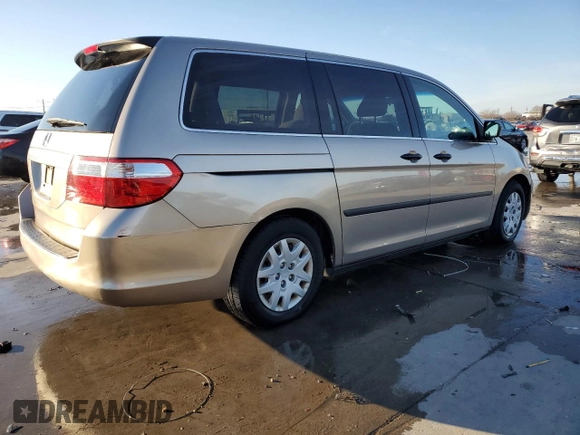2007 Honda Odyssey LX with VIN 5FNRL38237B081884, listed as a Copart auction lot 88722045 with 181,824 mi miles and Clean Title. Bid and sale history available at carsss.com. Image 3.