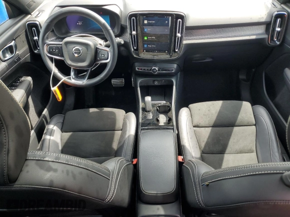 2022 Volvo XC40 Twin Plus with VIN YV4ED3UR2N2673269, listed as a Copart auction lot 60729295 with 55,521 mi miles and Salvage title. Bid and sale history available at DreamBid. Image 8.