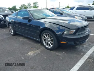 2011 Ford Mustang V6 with VIN 1ZVBP8AM5B5149026, listed as a IAAI auction lot 42551126 with 230,429 mi miles and . Bid and sale history available at DreamBid. Image 1.