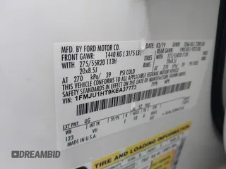 2019 Ford Expedition XLT with VIN 1FMJU1HT9KEA37773, listed as a IAAI auction lot 41537479 with 91,544 mi miles. Bid and sale history available at carsss.com. Image 9.