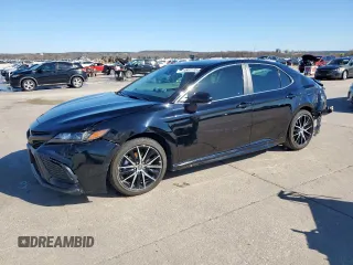 2024 Toyota Camry SE with VIN 4T1G11AK9RU192828, listed as a Copart auction lot 48491705 with 22,271 mi miles and Salvage Title. Bid and sale history available at carsss.com. Image 1.