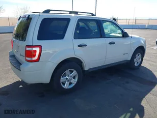 2009 Ford Escape Hybrid with VIN 1FMCU49349KA19086, listed as a IAAI auction lot 41704934 with 91,047 mi miles. Bid and sale history available at carsss.com. Image 4.