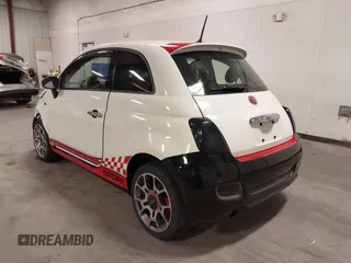 2015 FIAT 500 Sport z VIN 3C3CFFBR2FT709961, wystawiony jako IAAI lot #42265445 z przebiegiem 116 691 mil mil oraz . Historia ofert i sprzedaży dostępna na DreamBid. Obrazek 3.