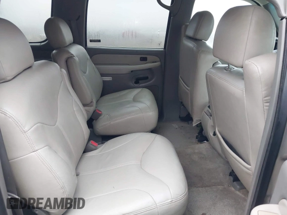 2002 GMC Yukon XL SLT with VIN 3GKFK16Z52G136241, listed as a IAAI auction lot 41879021 with 1 mi miles. Bid and sale history available at carsss.com. Image 8.