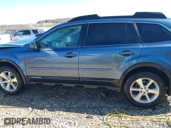 2014 Subaru Outback 2.5i Limited with VIN 4S4BRCNC3E3238624, listed as a IAAI auction lot 41692100 with 128,759 mi miles. Bid and sale history available at carsss.com. Image 15.