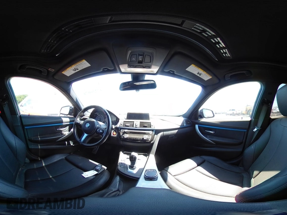 2018 BMW 3 Series с VIN WBA8F1C54JAE92929, выставлен на аукционе IAAI как лот 42236074 с пробегом 87 285 миль миль и . История ставок и продаж доступна на DreamBid. Изображение 18.