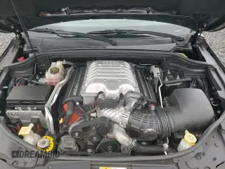 2018 Jeep Grand Cherokee Trackhawk with VIN 1C4RJFN90JC397921, listed as a Copart auction lot 68282005 with 70,720 mi miles and Salvage title. Bid and sale history available at DreamBid. Image 15.