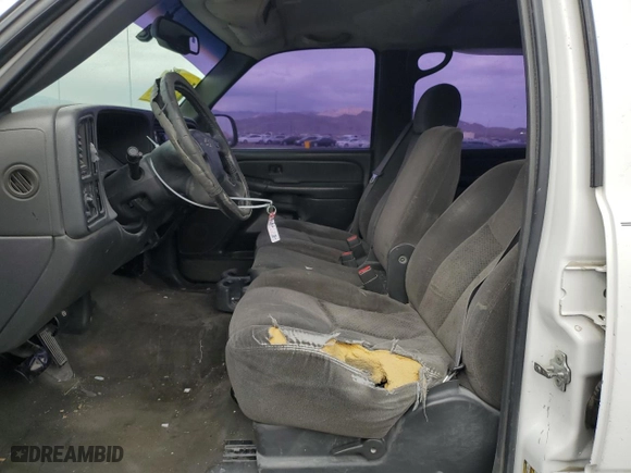 2005 Chevrolet Silverado 2500HD Work Truck with VIN 1GCHC23U45F820204, listed as a Copart auction lot 42589815 with 252703 miles and Salvage Title. Bid and sale history available at carsss.com. Image 7.