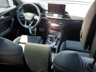 2024 Audi SQ5 Prestige with VIN WA1C4AFY8R2018925, listed as a Copart auction lot 66091634 with 5,836 mi miles and Salvage Title. Bid and sale history available at DreamBid. Image 8.
