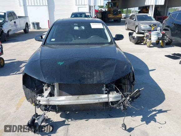 2014 Audi A4 Premium Plus with VIN WAUFFAFL2EN021987, listed as a IAAI auction lot 41888383 with 137,170 mi miles. Bid and sale history available at carsss.com. Image 13.