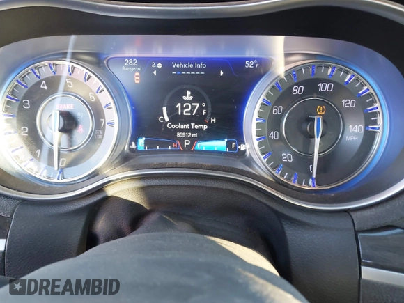 2017 Chrysler 300 Limited with VIN 2C3CCAAG0HH603628, listed as a IAAI auction lot 41333198 with 85,912 mi miles. Bid and sale history available at carsss.com. Image 7.
