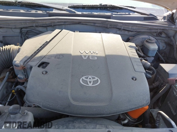 2006 Toyota Tacoma z VIN 5TELU42N66Z147725, wystawiony jako IAAI lot #42097752 z przebiegiem 206 452 mil mil oraz . Historia ofert i sprzedaży dostępna na DreamBid. Obrazek 10.