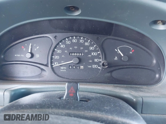 1998 Ford Escort SE z VIN 1FAFP13P5WW315053, wystawiony jako IAAI lot #41842159 z przebiegiem 100 337 mil mil oraz . Historia ofert i sprzedaży dostępna na DreamBid. Obrazek 7.