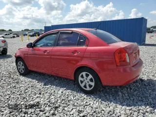 2011 Hyundai Accent GLS z VIN KMHCN4AC6BU621572, wystawiony jako Copart lot #57753025 z przebiegiem 108 395 mil mil oraz Szkoda całkowita • Salvage title. Historia ofert i sprzedaży dostępna na DreamBid. Obrazek 2.
