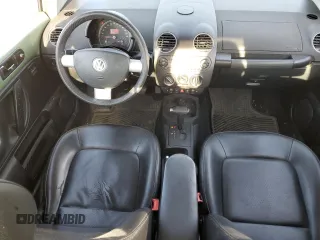 2008 Volkswagen Beetle with VIN 3VWPW21CX8M517278, listed as a Copart auction lot 78936034 with 151,303 mi miles and Salvage Title. Bid and sale history available at DreamBid. Image 8.