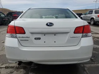 2013 Subaru Legacy 2.5i z VIN 4S3BMCA62D3040389, wystawiony jako Copart lot #50062795 z przebiegiem 181 180 mil mil oraz Szkoda całkowita • Salvage title. Historia ofert i sprzedaży dostępna na DreamBid. Obrazek 6.