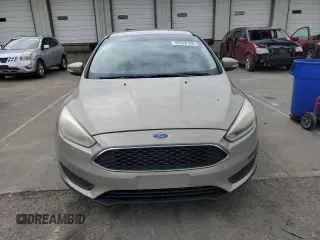 2015 Ford Focus SE with VIN 1FADP3F23FL254144, listed as a Copart auction lot 58238185 with 159,919 mi miles and Clean title. Bid and sale history available at DreamBid. Image 5.