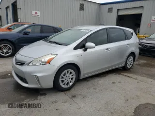 2013 Toyota Prius Two with VIN JTDZN3EU2D3251645, listed as a Copart auction lot 52214065 with 33,069 mi miles and Salvage Title. Bid and sale history available at carsss.com. Image 1.